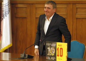 Moment special pentru Gică Hagi la Cazinou! Pregătește o nouă lansare a cărții sale autobiografice