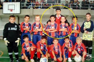 „Am fost aproape să mă las de fotbal, mi s-a împlântat piciorul în noroi” » Nicolae Stanciu a avut un moment critic în carieră: „El a crezut în mine, m-a ajutat cu recuperarea”