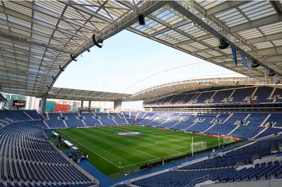 Tribuna VIP i-a găzduit pe suporterii lui FC Porto care au răspuns inițiativei umanitare a lui FC Porto FC Porto și-a chemat suporterii pe stadion, însă nu la meci: „Sângele «dragonilor» ajută la salvarea vieților!