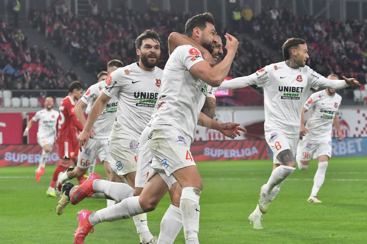 Dorinel Munteanu și-a certat 2 jucători, după Sepsi - Hermannstadt: „Repriza cadourilor! Au marcat pe greșeli personale”