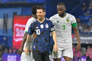 Jucătorul din Superliga l-a înfruntat pe Lionel Messi » Căpitan pe La Bombonera cu Argentina