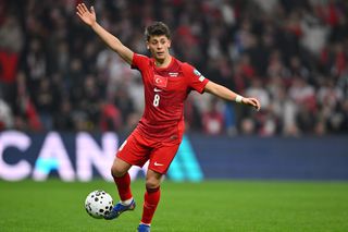 Adversarul României intră direct în careul european de ași » Arda Guler este egalul titularului lui Cristi Chivu