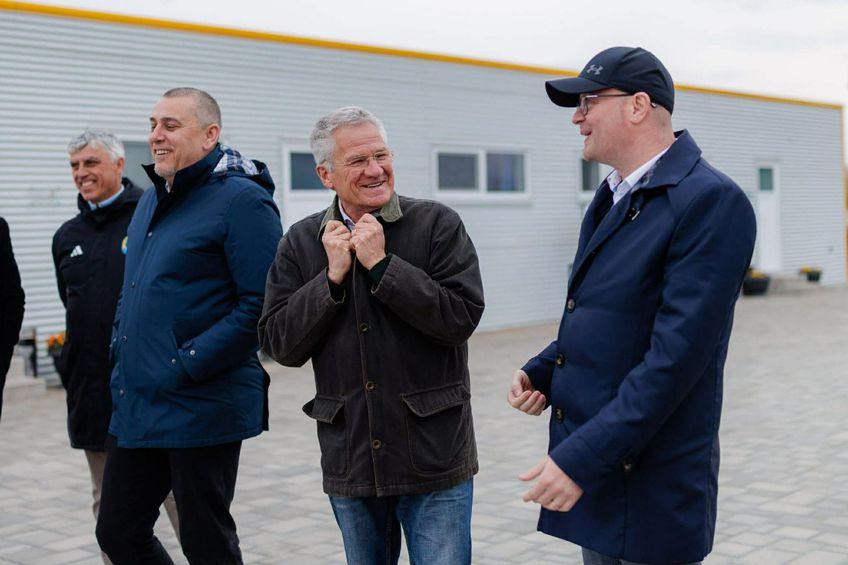 Ladislau Boloni, în vizită la Academia Patrium / foto: Facebook @Partium Akademia