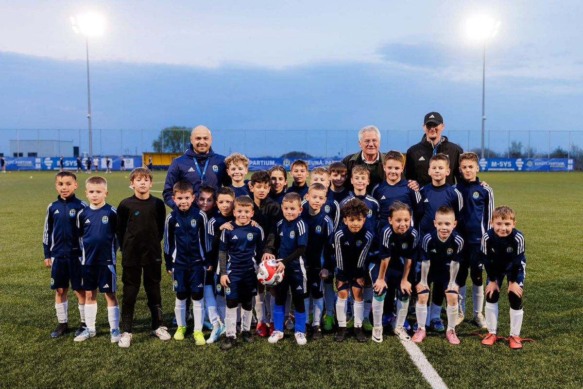 Ladislau Boloni, în vizită la un club din Satu Mare