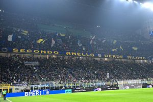 Apelul Peluzei Nord pentru fanii echipei lui Cristi Chivu: „Singuri împotriva tuturor pentru a trece prin furtună!”