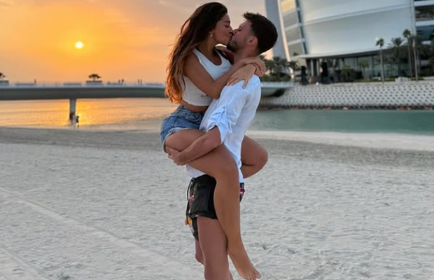 Ea e artistă cu milioane de vizualizări, el e fotbalist în România! Cuplul care nu se mai ascunde: imaginile postate