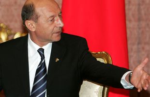 Traian Băsescu îl sfătuiește pe Klaus Iohannis: „Soluția prudentă e să prelungească starea de urgență încă o lună”