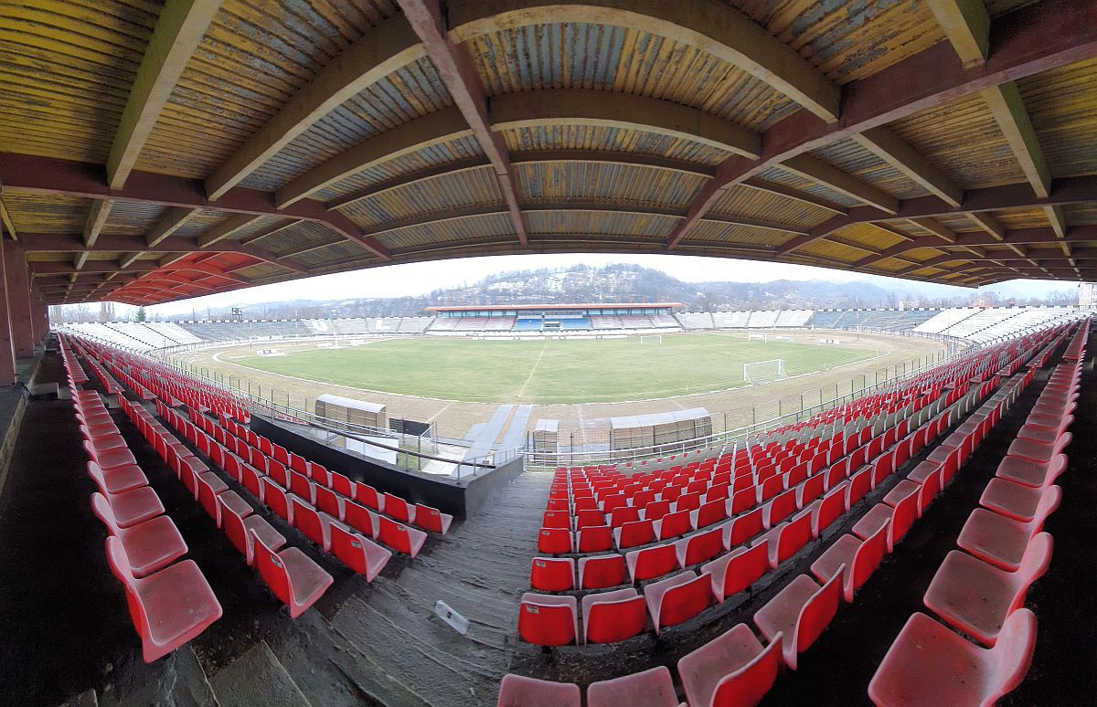 STADION JIUL PETROȘANI