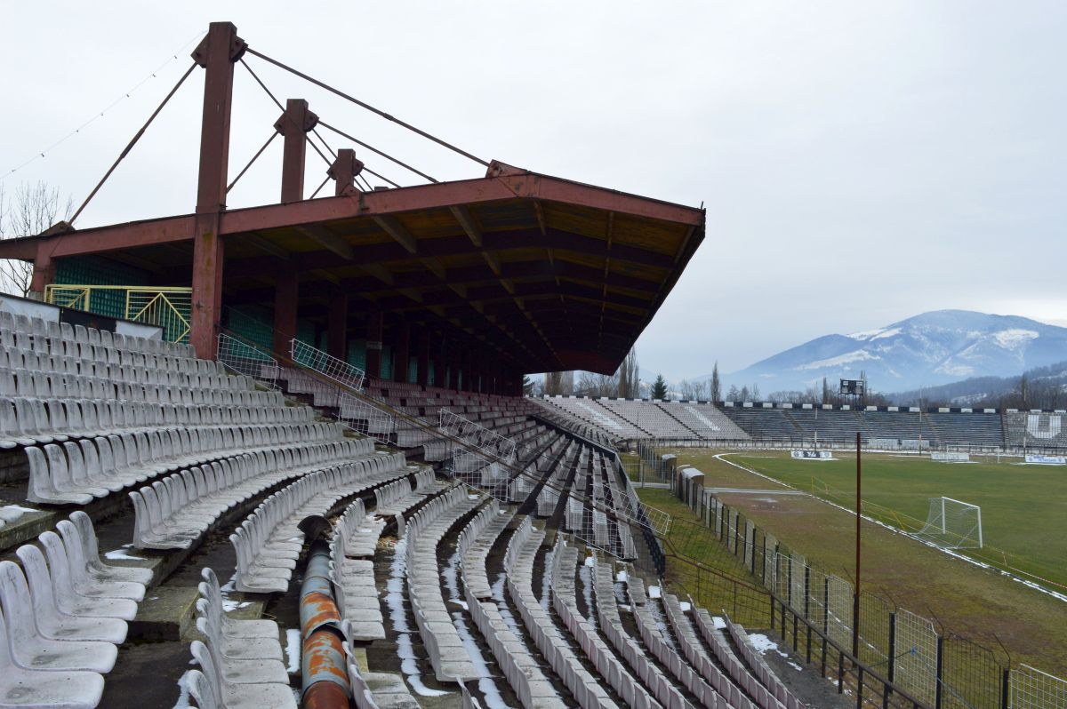 STADION JIUL PETROȘANI