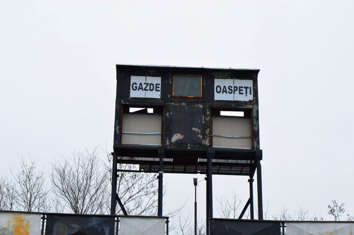 STADION JIUL PETROȘANI