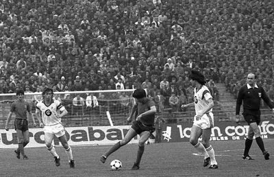 Episodul 3: Steaua - Anderlecht 3-0, semifinale CCE 1986 » Fabulosul Pițurcă '86: mai bun decât City - Real!