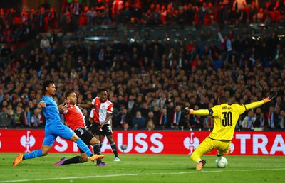 7 goluri în semifinalele Conference League, Feyenoord - Marseille și Leicester - AS Roma. Am avut un român implicat