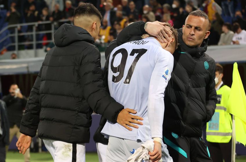 Ionuț Radu, portarul de 24 de ani al lui Inter Milano, a gafat incredibil, luftând în fața porții goale și oferindu-i victoria Bolognei, scor 2-1. Foto: Imago