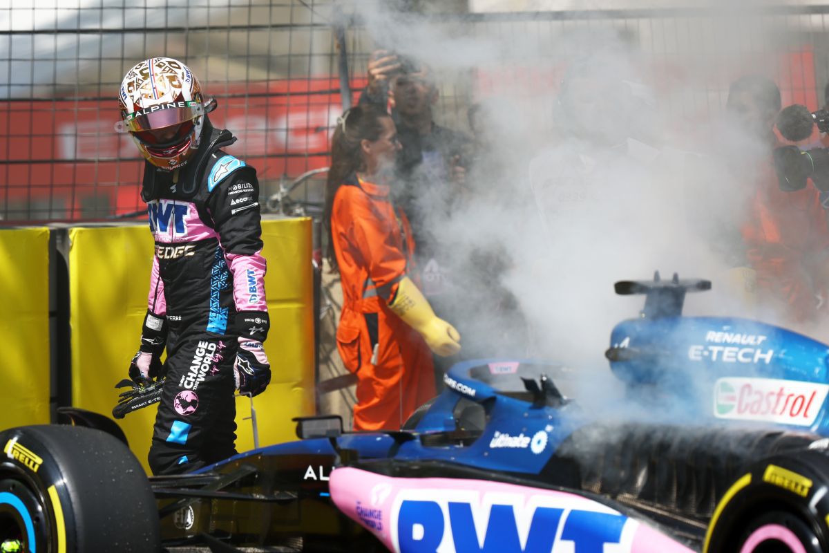 Monopostul lui Pierre Gasly a luat foc înaintea calificărilor din Azerbaidjan