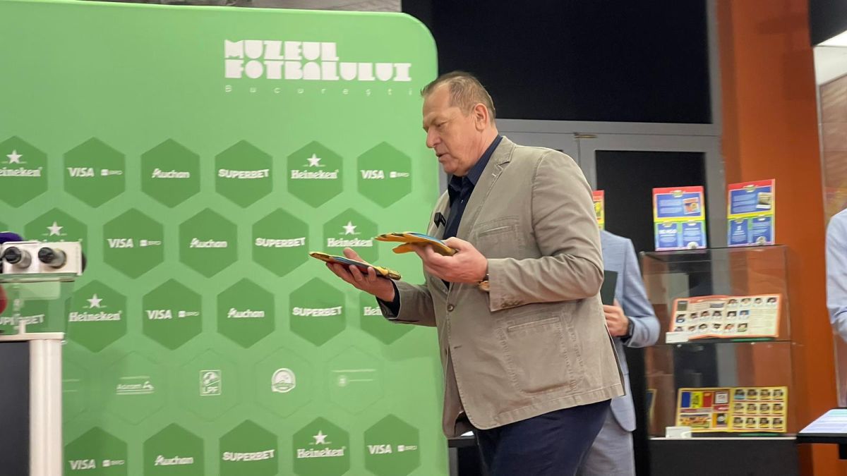 Mănuși Helmut Duckadam