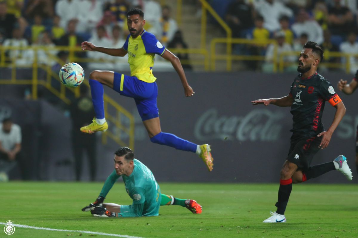 Al Nassr - Al-Raed 4-0 » Echipa lui Șumudică, umilită de trupa lui Ronaldo! Șumi a primit cadou tricoul lui CR7