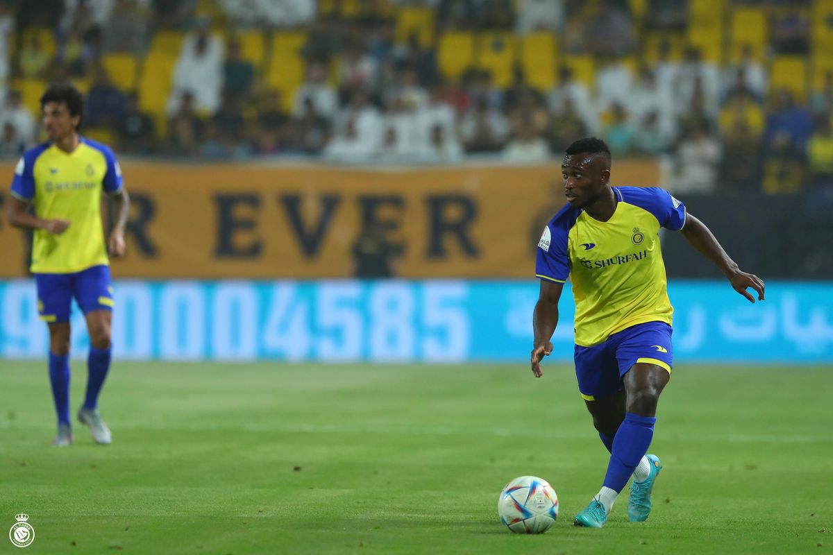 Al Nassr - Al-Raed 4-0 » Echipa lui Șumudică, umilită de trupa lui Ronaldo! Șumi a primit cadou tricoul lui CR7