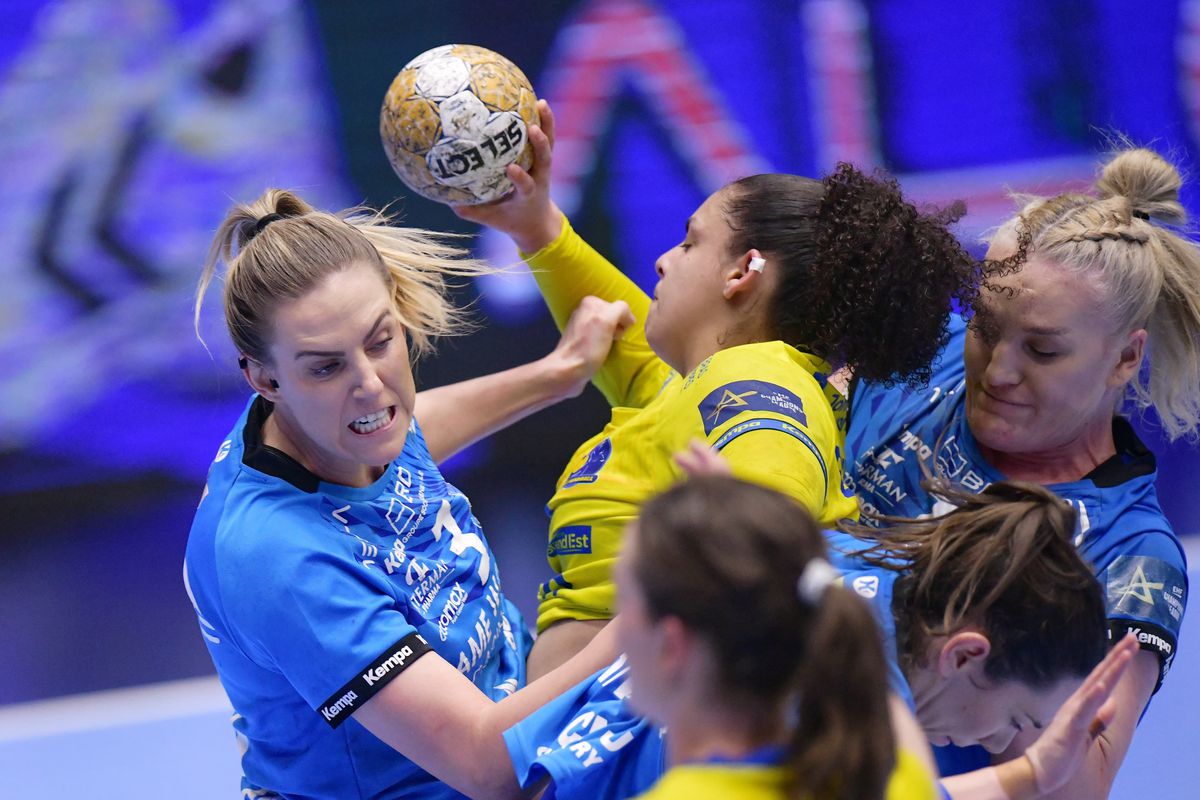 Dezastru pentru CSM București! Învinsă clar de Metz, după un ultim sfert de oră haotic » E nevoie de un miracol pentru calificarea în Final Four-ul Ligii Campionilor