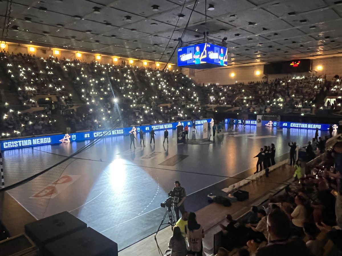 CSM București - Metz