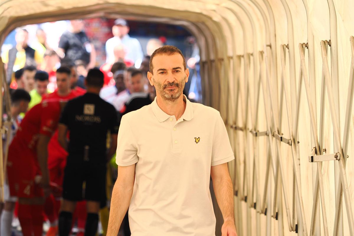 Au întors toate privirile! Detalii din tribunele stadionului de la Galați + tatuajul special al lui Iancu