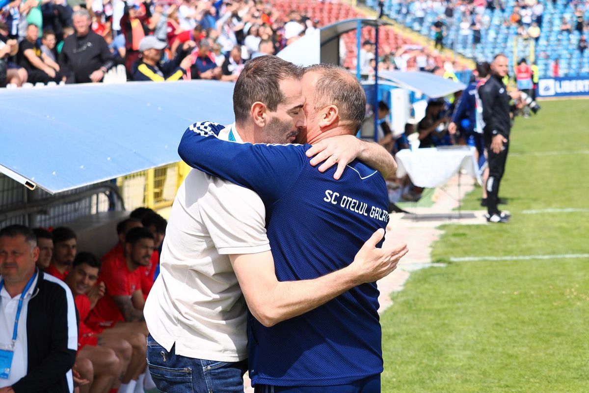 Au întors toate privirile! Detalii din tribunele stadionului de la Galați + tatuajul special al lui Iancu