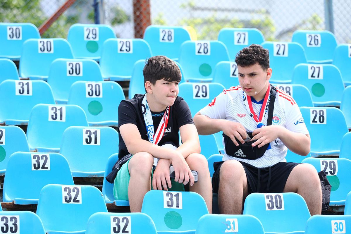Au întors toate privirile! Detalii din tribunele stadionului de la Galați + tatuajul special al lui Iancu