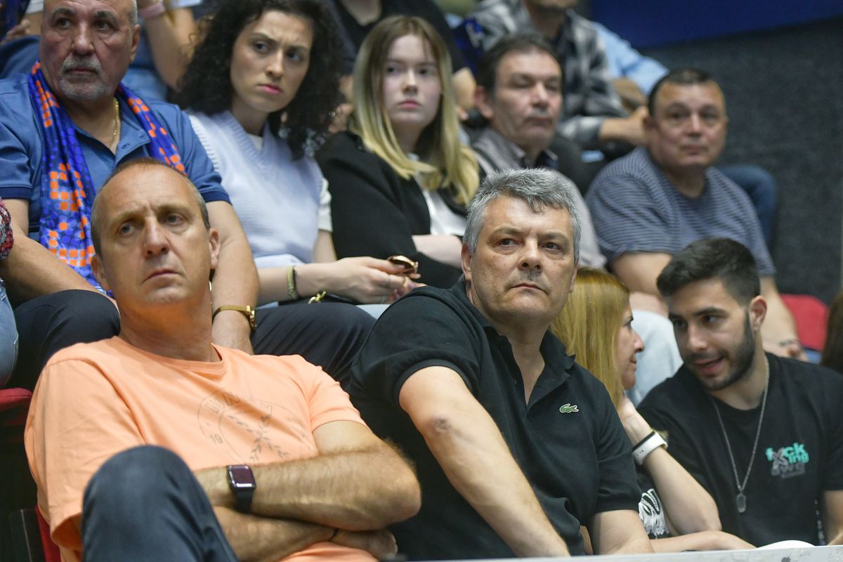 Dezastru pentru CSM București! Învinsă clar de Metz, după un ultim sfert de oră haotic » E nevoie de un miracol pentru calificarea în Final Four-ul Ligii Campionilor