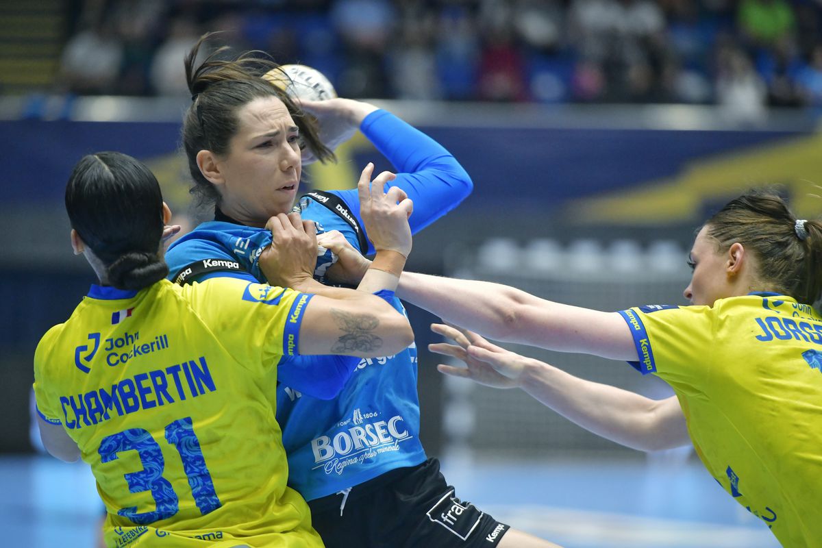 Dezastru pentru CSM București! Învinsă clar de Metz, după un ultim sfert de oră haotic » E nevoie de un miracol pentru calificarea în Final Four-ul Ligii Campionilor