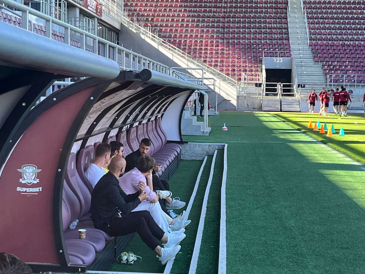 Victor Angelscu și Dan Șucu Jr., la antrenamentul Rapidului