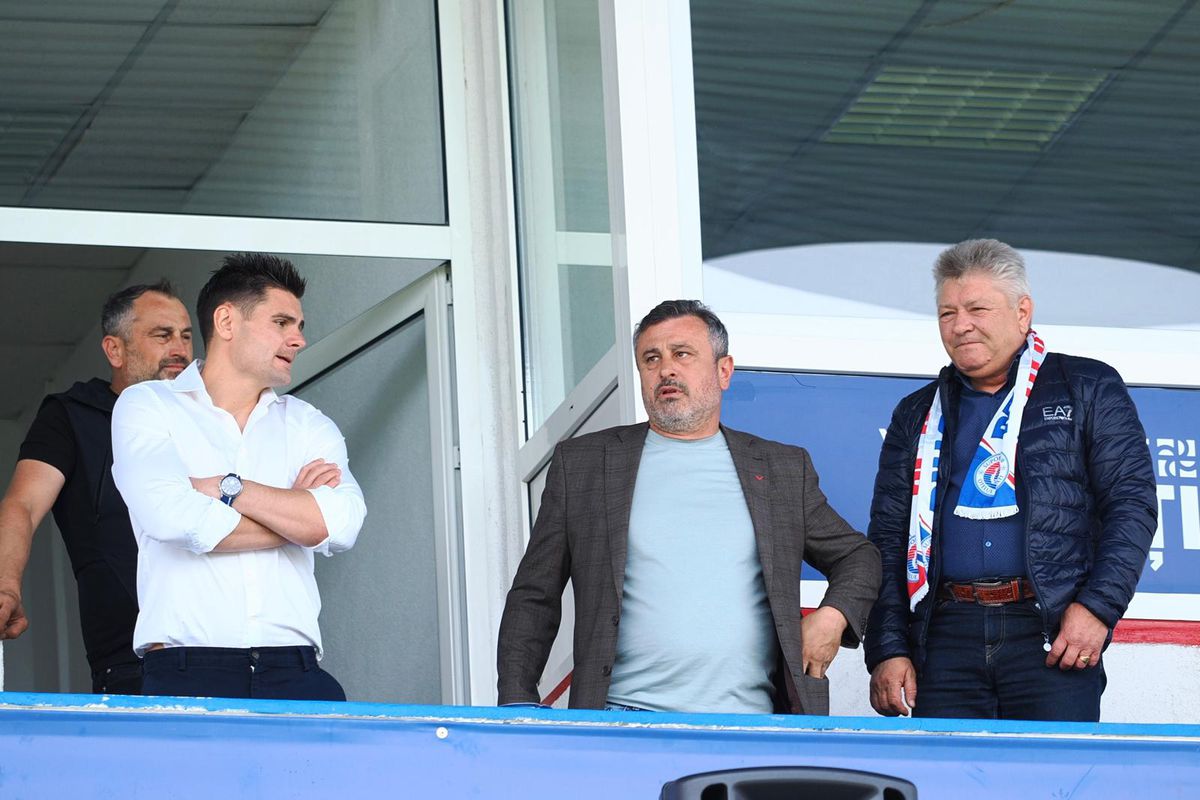 Au întors toate privirile! Detalii din tribunele stadionului de la Galați + tatuajul special al lui Iancu