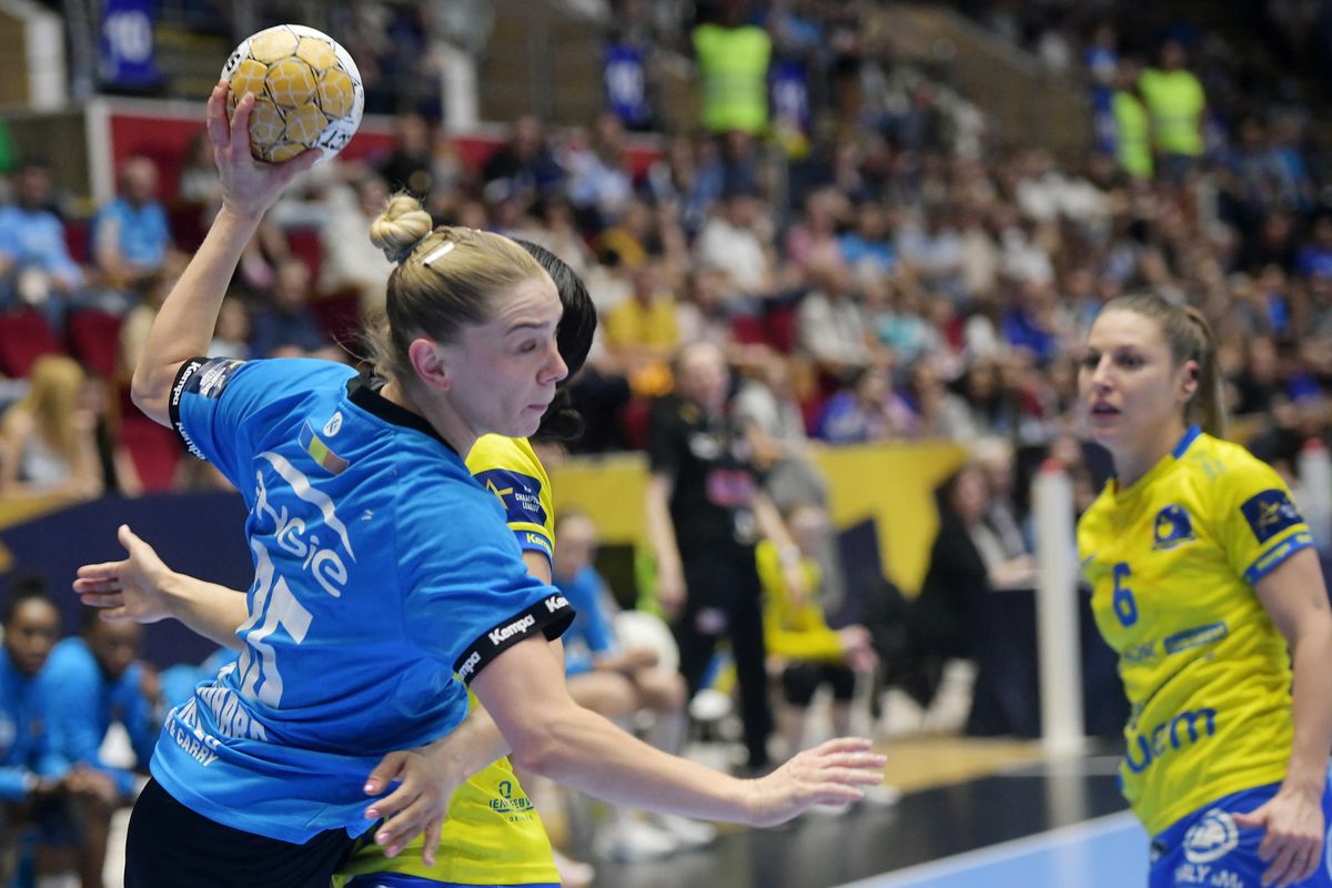 Dezastru pentru CSM București! Învinsă clar de Metz, după un ultim sfert de oră haotic » E nevoie de un miracol pentru calificarea în Final Four-ul Ligii Campionilor