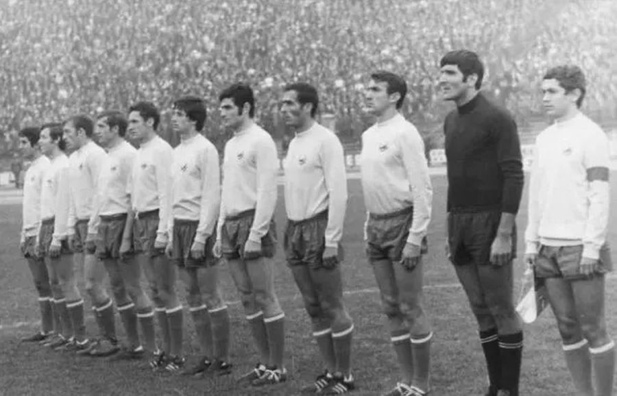 Drama celui mai bun jucător al României la Mondialul din '70: chinuit de boala Parkinson, își îngrijește soția imobilizată la pat! » „Nici nu mai știu de când n-am mai reușit să văd un meci cap-coadă”