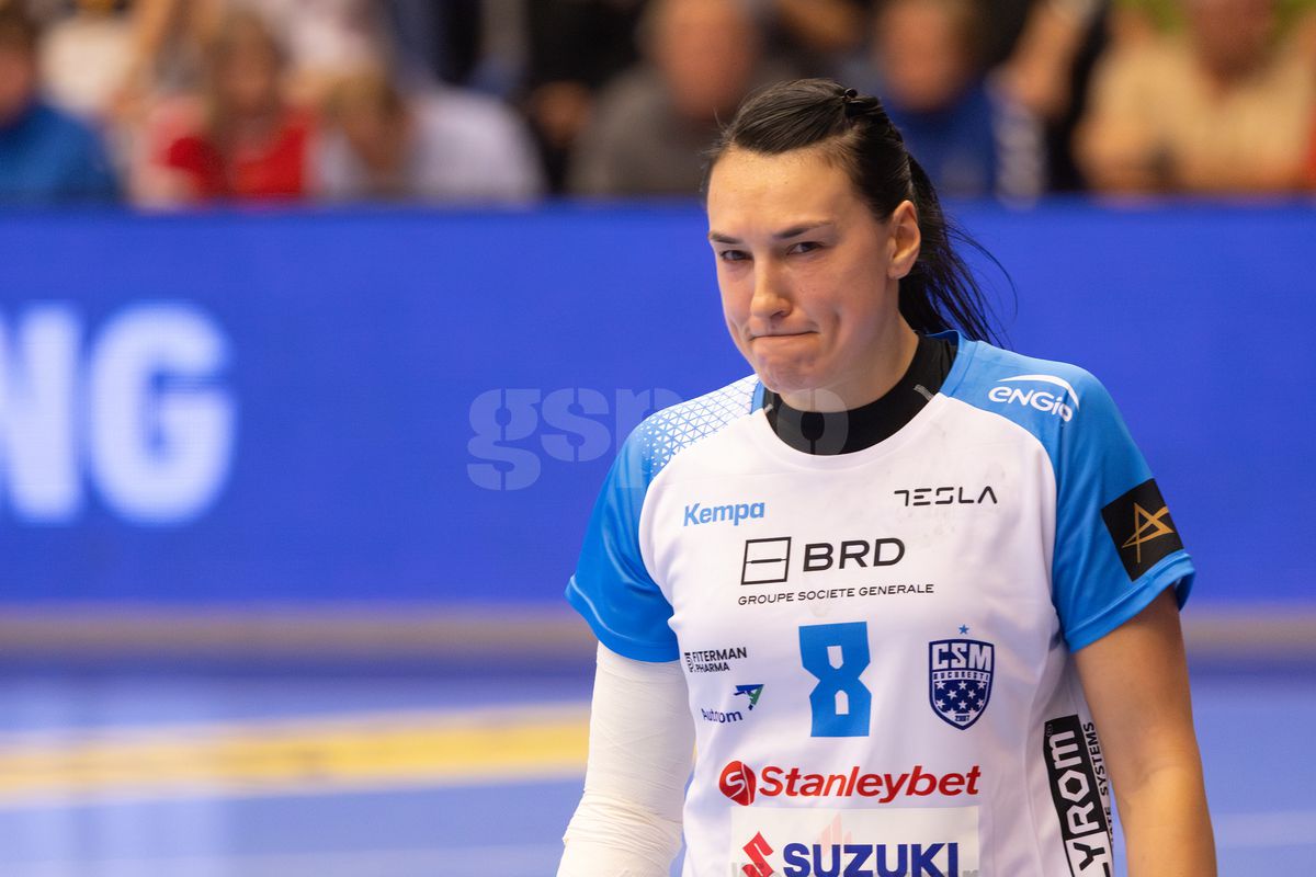 50 de fotografii cu Cristina Neagu la ultimul meci al ei în Liga Campionilor