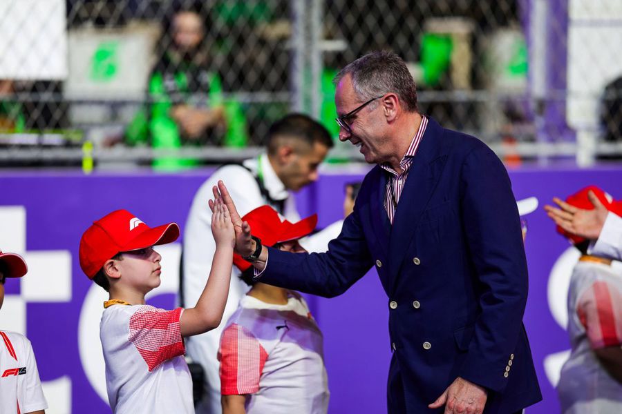 Jannik Sinner, așteptat să revină în turnee la Roma, a lansat o fundație care sprijină copiii » Șeful F1 e în Consiliul de Administrație