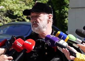 De asta nu-i mai răspunde la telefon lui Becali? Oferta care dă peste cap planul lui Gigi cu Politic: „Primim mai mult de la ei, avem propunerea scrisă”