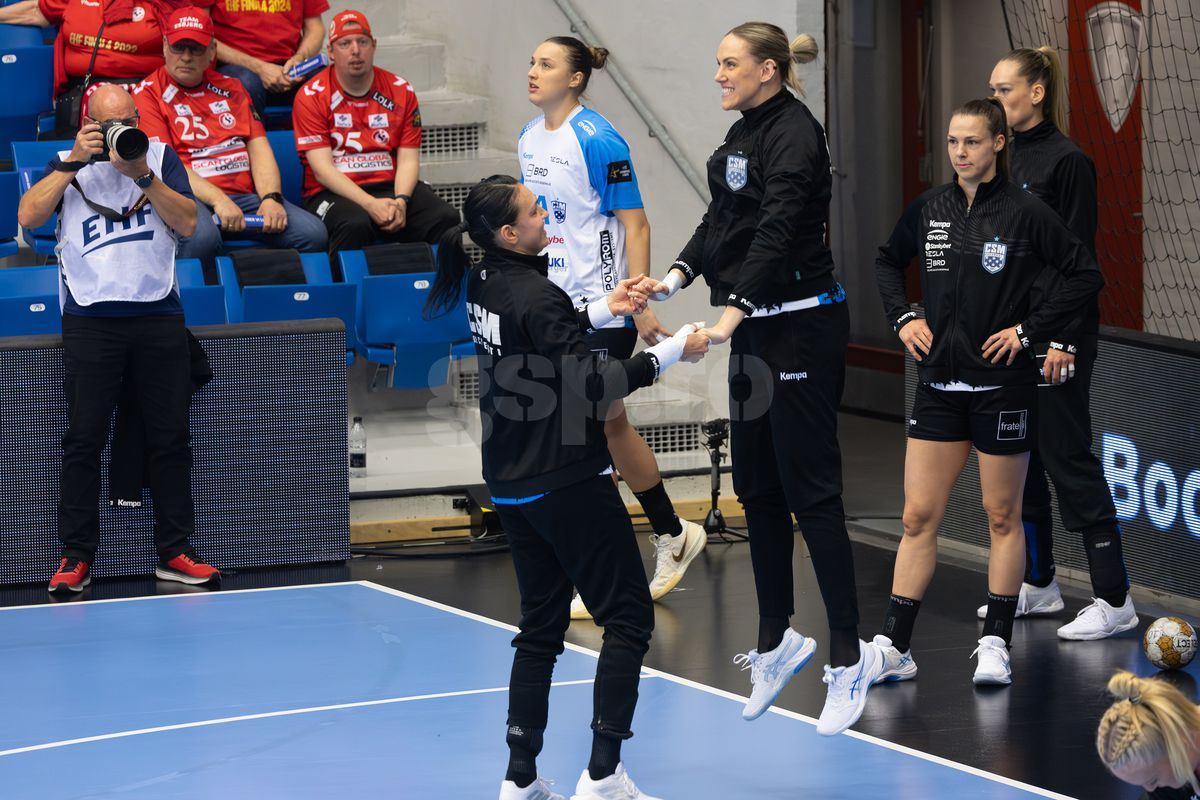Cristina Neagu și-a luat adio de la Liga Campionilor cu 50 de imagini pentru istoria handbalului » Cadre fantastice surprinse de GSP: lacrimi, culoar special de retragere și moment magnific cu Reistad