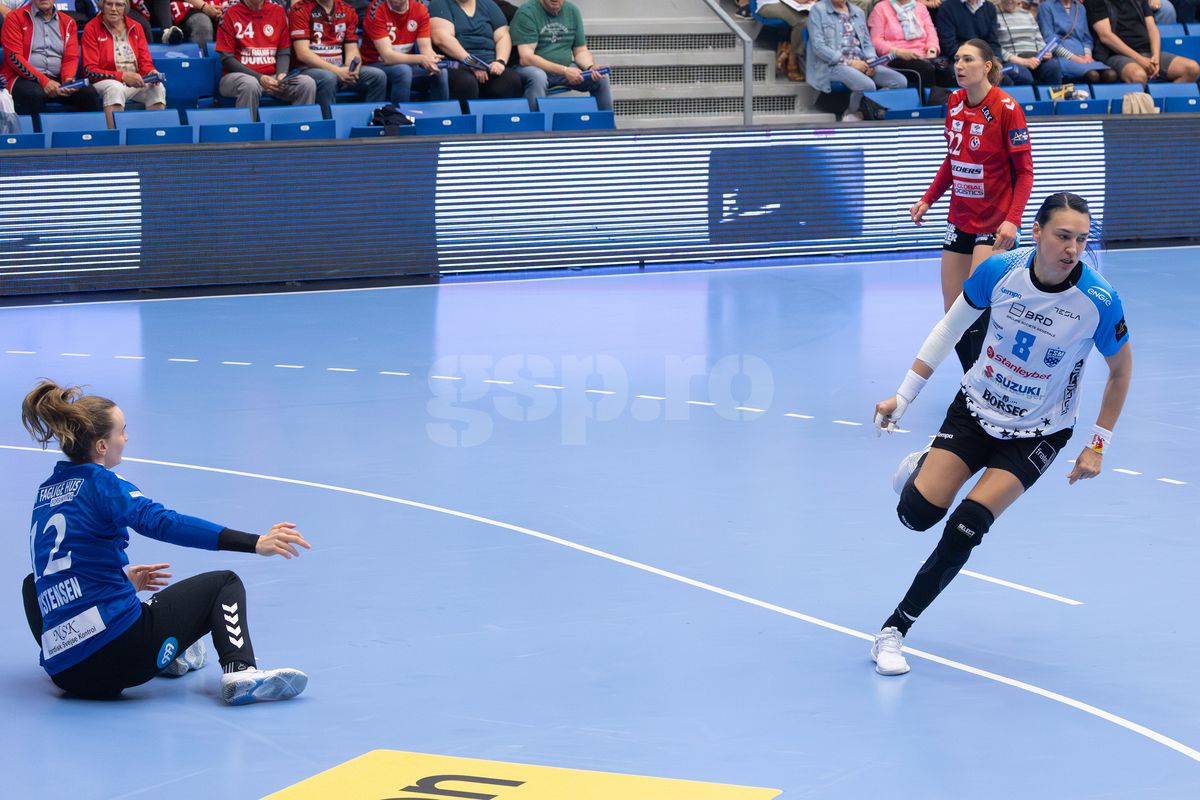 Cristina Neagu și-a luat adio de la Liga Campionilor cu 50 de imagini pentru istoria handbalului » Cadre fantastice surprinse de GSP: lacrimi, culoar special de retragere și moment magnific cu Reistad