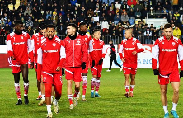 Dinamo - CFR Cluj și cele mai tari dueluri ale weekendului, analizate la Breaking Bets! Înregistrarea emisiunii e disponibilă pe canalul de YouTube al Gazetei Sporturilor