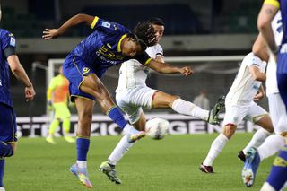 Verona - Cagliari 0-2 » Răzvan Marin, schimbat în minutul 83, iar Florinel Coman a fost doar rezervă