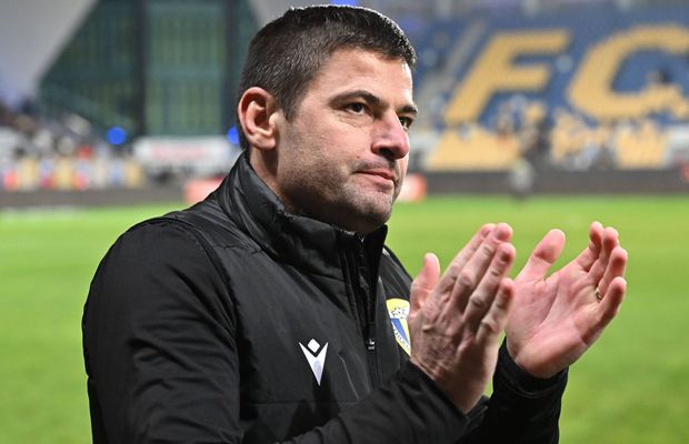 Antrenor nou în Superliga » Cine a apărut pe foaie la meciul de play-out
