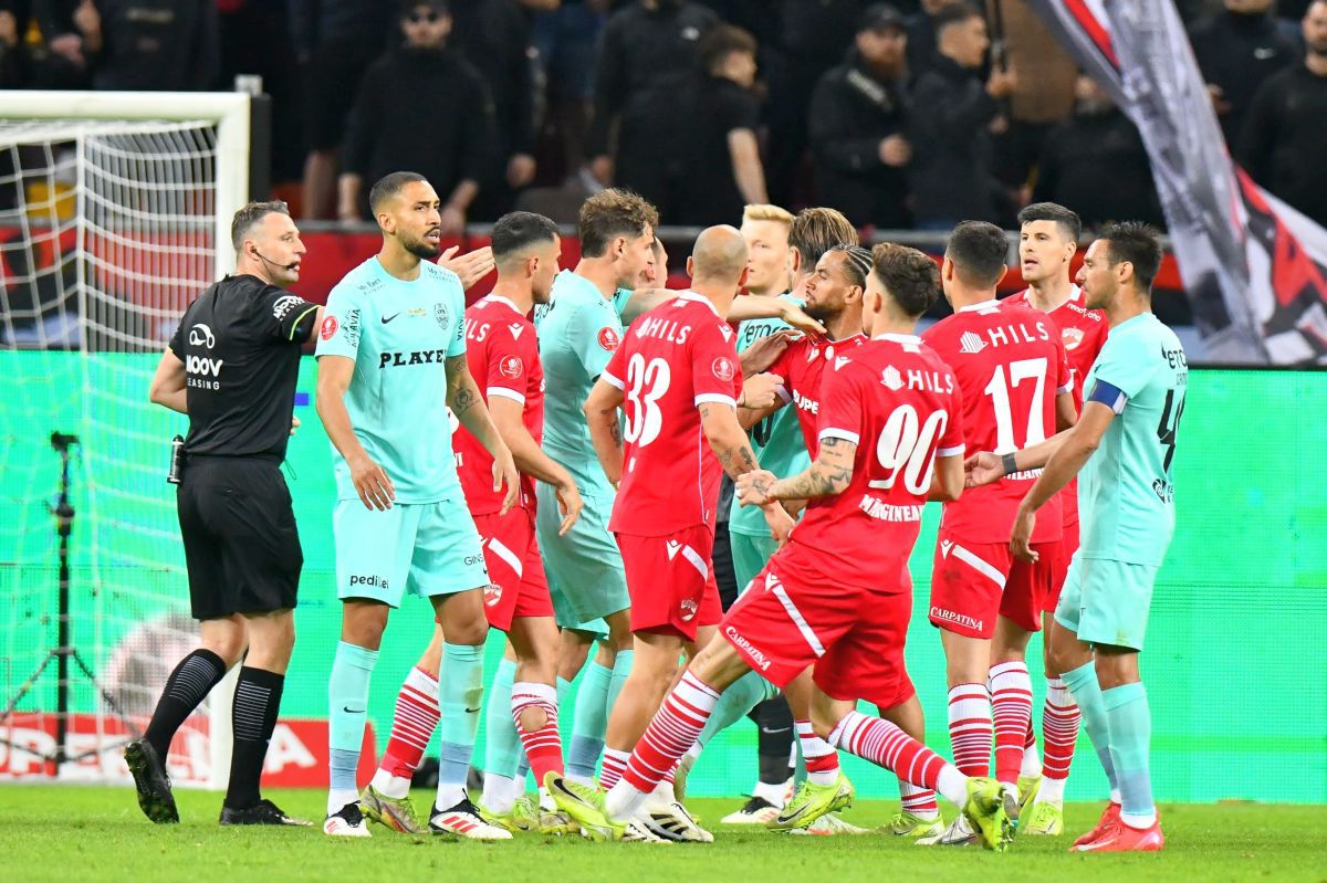 Jucătorul lui Dinamo s-a dezlănțuit la interviu: „Vor începe să intre și nu se vor mai opri” + ce spune marcatorul golului cu CFR Cluj: „Aș mai juca un meci”