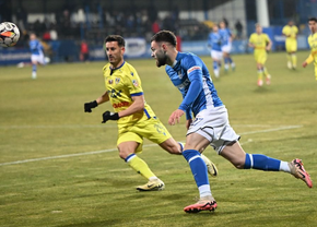Petrolul - Farul, duel în play-out-ul Superligii României » 3.000 de suporteri pe „Ilie Oană”. Bălbărău respinge în corner un șut deviat
