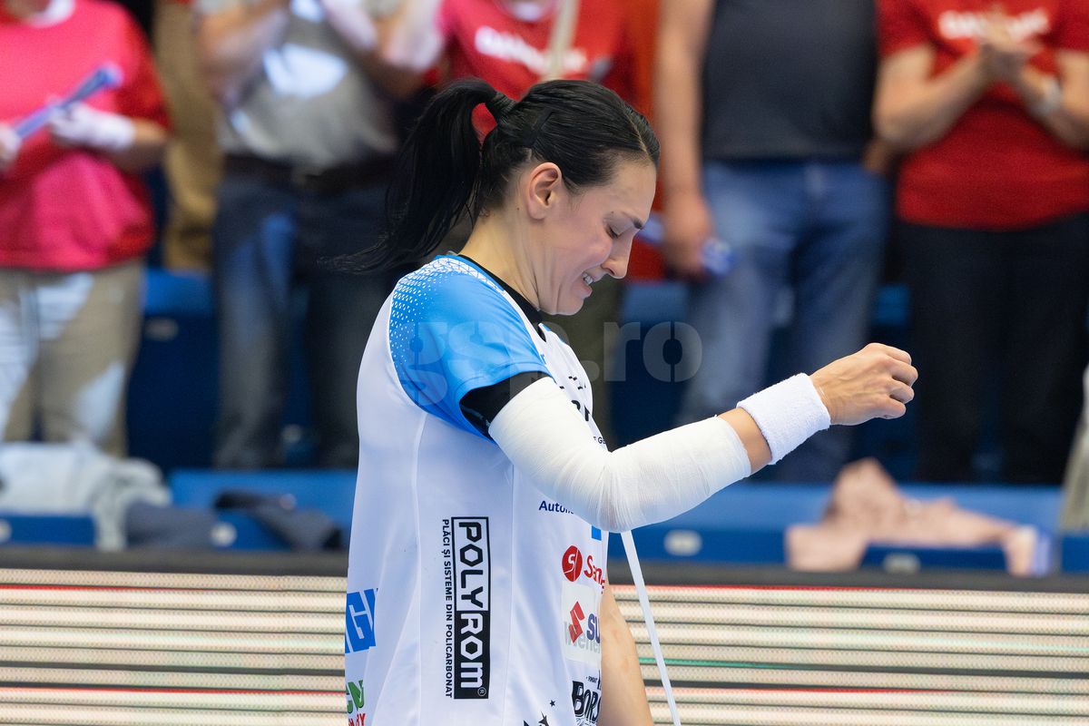 50 de fotografii cu Cristina Neagu la ultimul meci al ei în Liga Campionilor