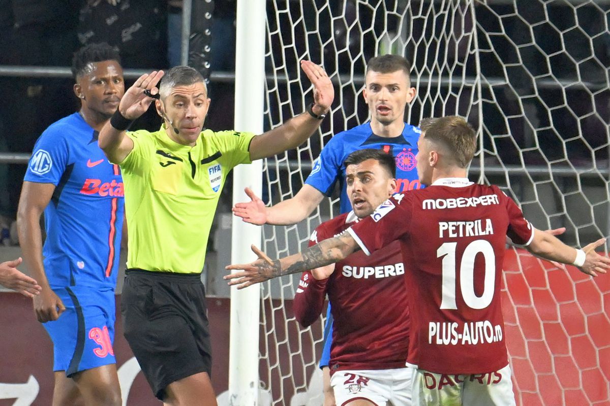 Kyros Vassaras a luat decizii DRASTICE după greșelile grave de la Rapid - FCSB! Ce suspendări au primit Radu Petrescu și Ovidiu Hațegan