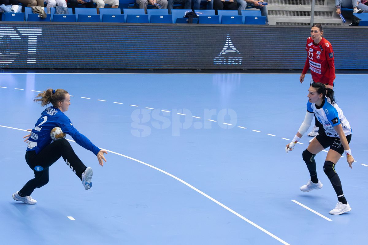 50 de fotografii cu Cristina Neagu la ultimul meci al ei în Liga Campionilor