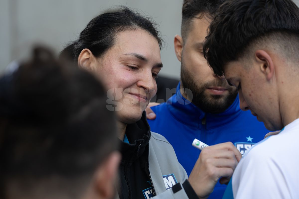 Cristina Neagu și-a luat adio de la Liga Campionilor cu 50 de imagini pentru istoria handbalului » Cadre fantastice surprinse de GSP: lacrimi, culoar special de retragere și moment magnific cu Reistad