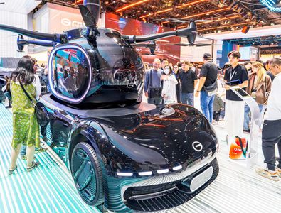 Revoluție în China! Mașini zburătoare au fost prezentate în cadrul Salonului Auto de la Shanghai » Imagini antologice cu vehiculele