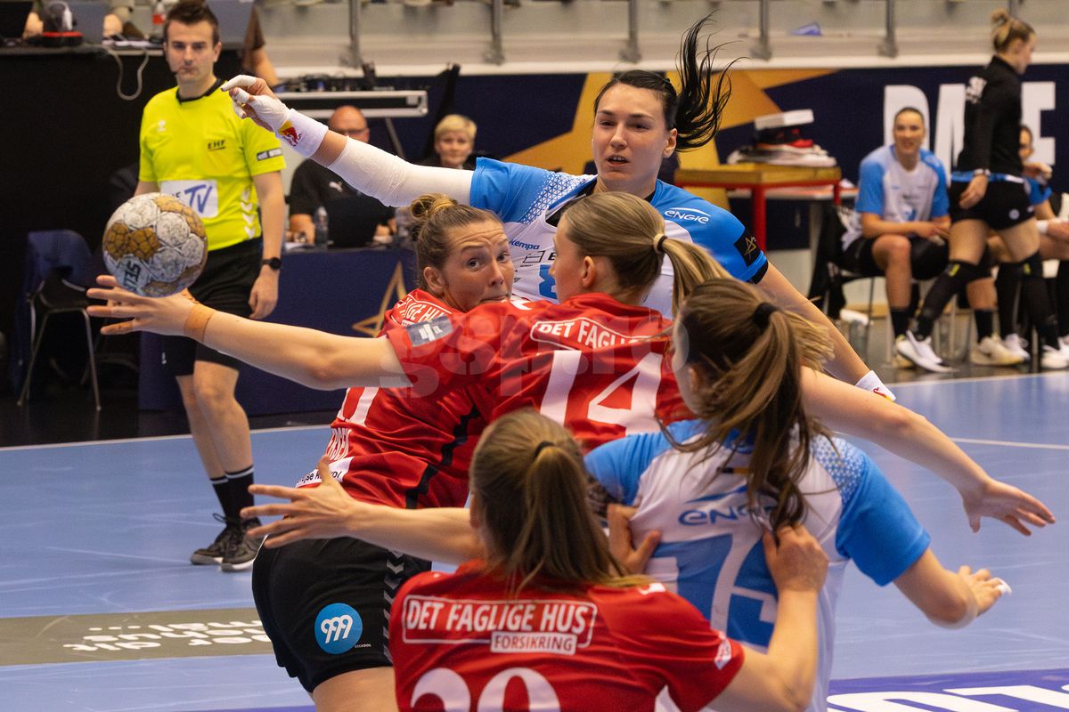 50 de fotografii cu Cristina Neagu la ultimul meci al ei în Liga Campionilor