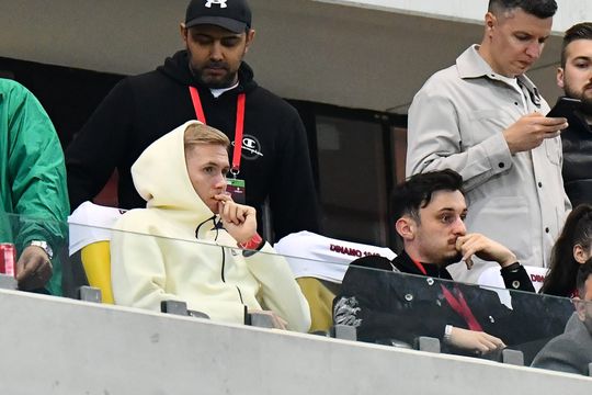 Cristi Mihai în tribune la Dinamo - CFR Cluj