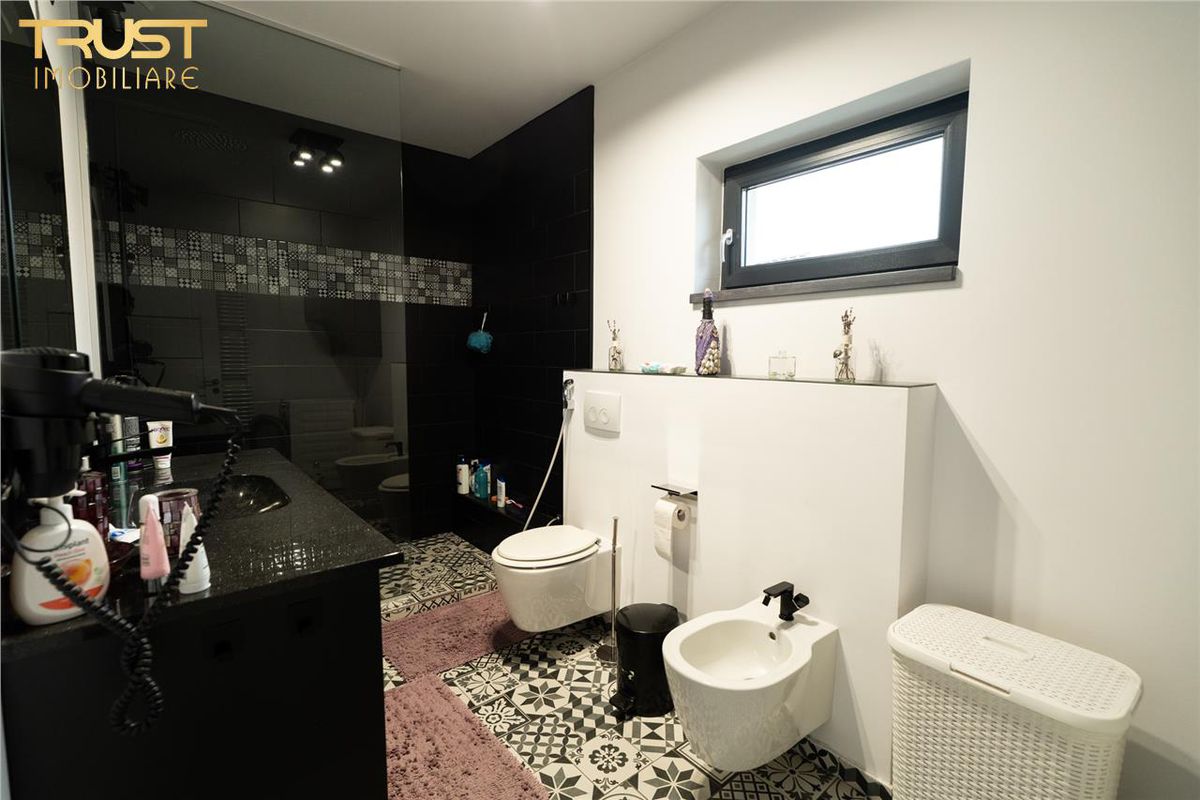 Fostul campion cu Dinamo și-a scos casa la vânzare! Cere 547.000 euro pentru imobilul de lux